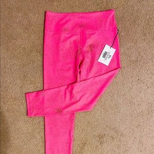 ZYIA Hot Pink Stay Gold Light n Tight